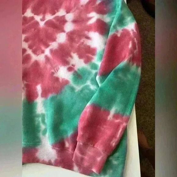 Urban, outfitters urban renewals sweatshirt, and sweatpants set tie-dye - Picture 11 of 13